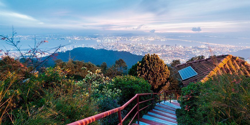 Uitzicht vanaf Penang Hill bij zonsopgang