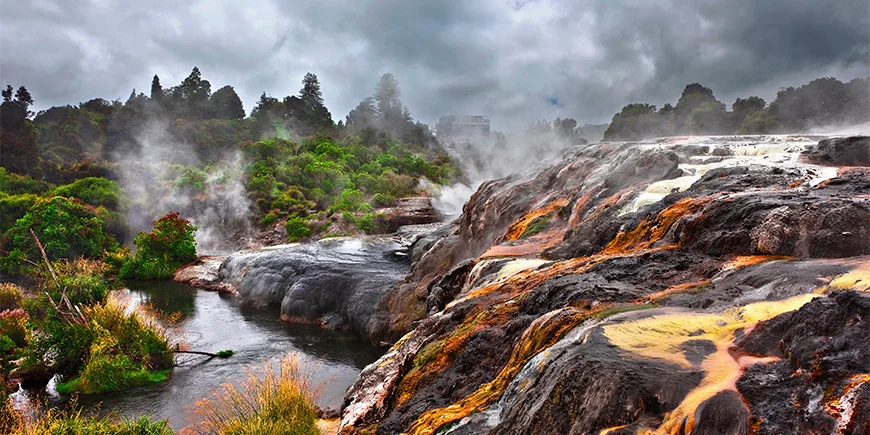 Te Puia, een levendig centrum voor Maori-cultuur en geothermie.